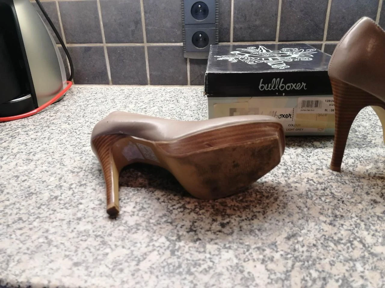 pumps marca bullboxer cinza claro - tamanho 38 – photo 5